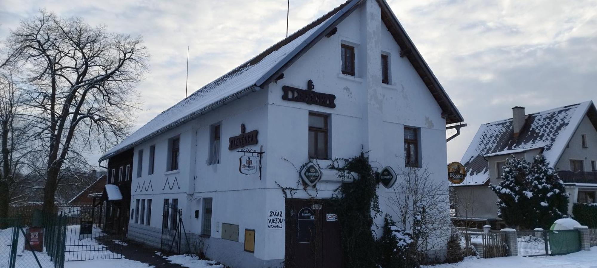 Drevenka Hotel Provodin Exterior photo
